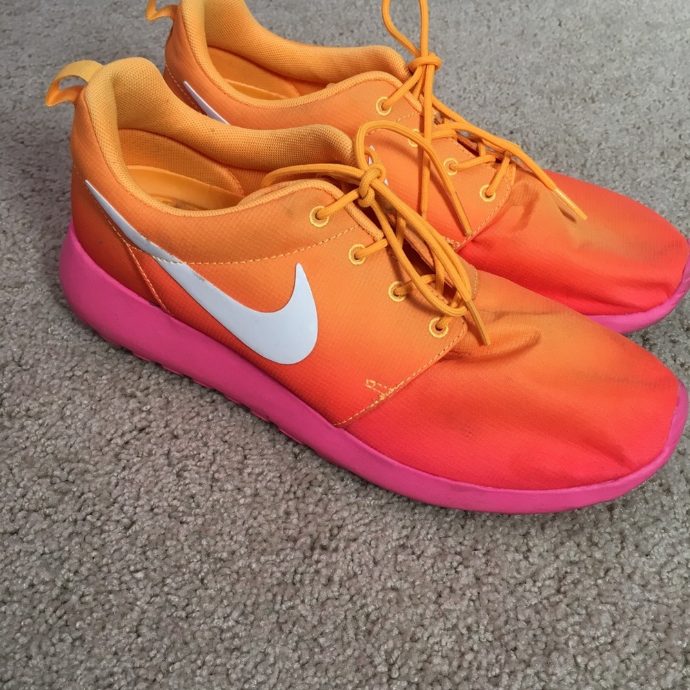 neon nike roshe runs ombré running shoes